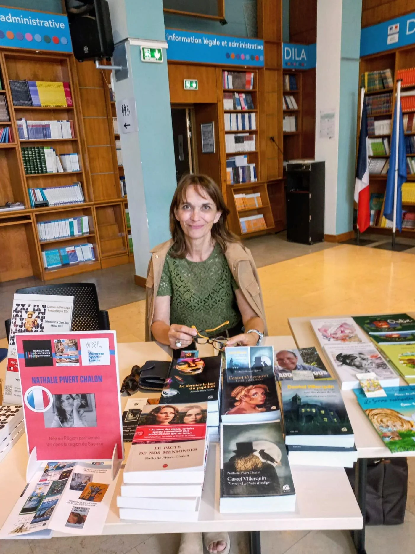 LE MICRO EN MAIN : Nathalie Pivert-Chalon, une autrice qui explore tous les horizons