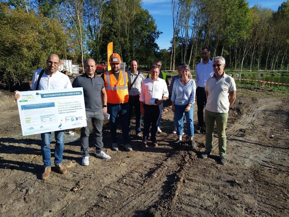 ACTU : Baugeois-Vallée. La communauté de communes renature ses cours d’eau pour mieux gérer les inondations