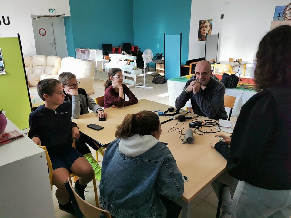 ON EN PARLE ENSEMBLE : Rencontre avec le service jeunesse de Noyant-Villages