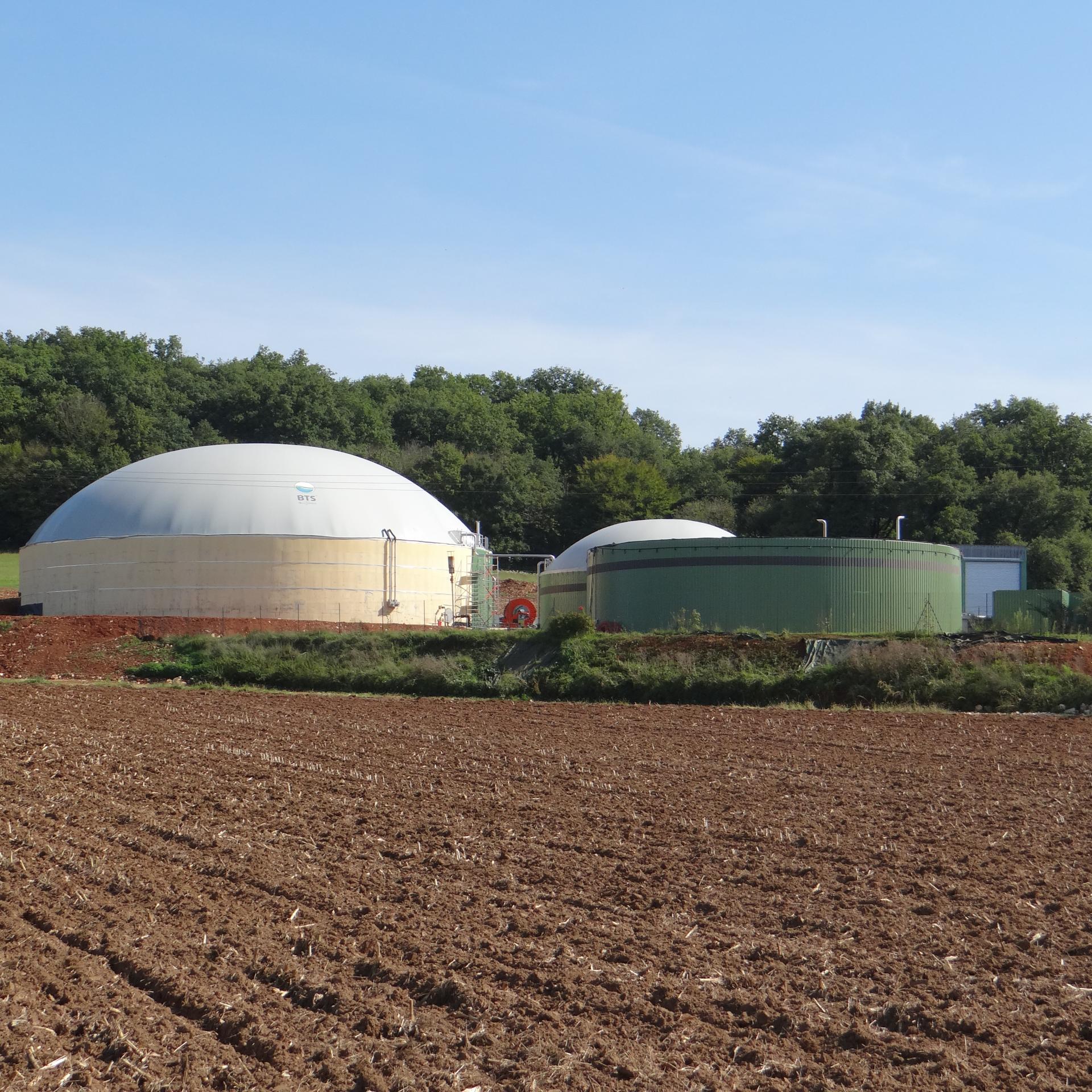 PENSER LOCAL :  UN PROJET DE MÉTHANISATION PORTÉ PAR 14 AGRICULTEURS : BAUGÉ AGRI MÉTHANE