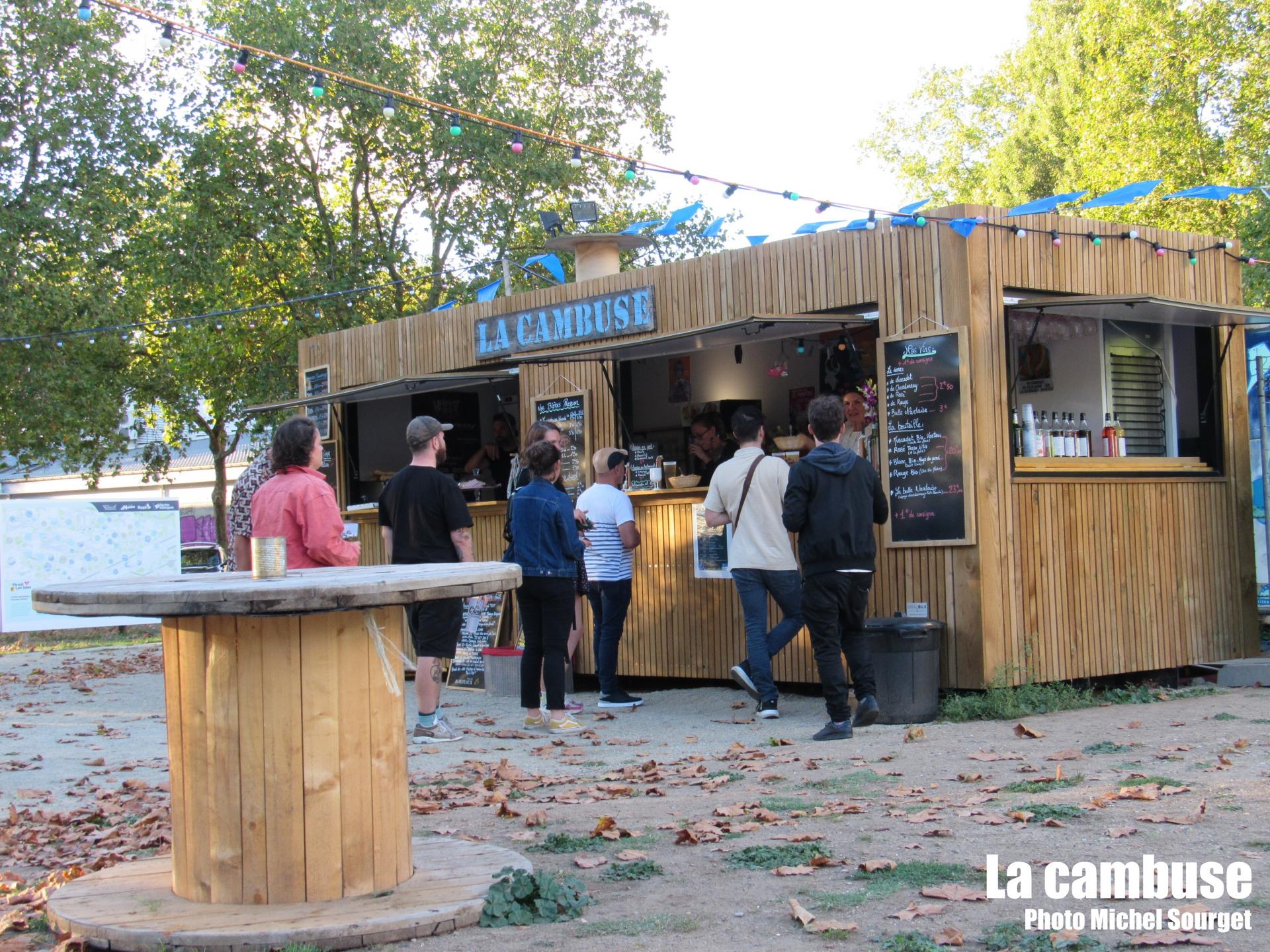 PENSER LOCAL :  La Cambuse, une guinguette des bords de Sèvre impulsée par les habitants