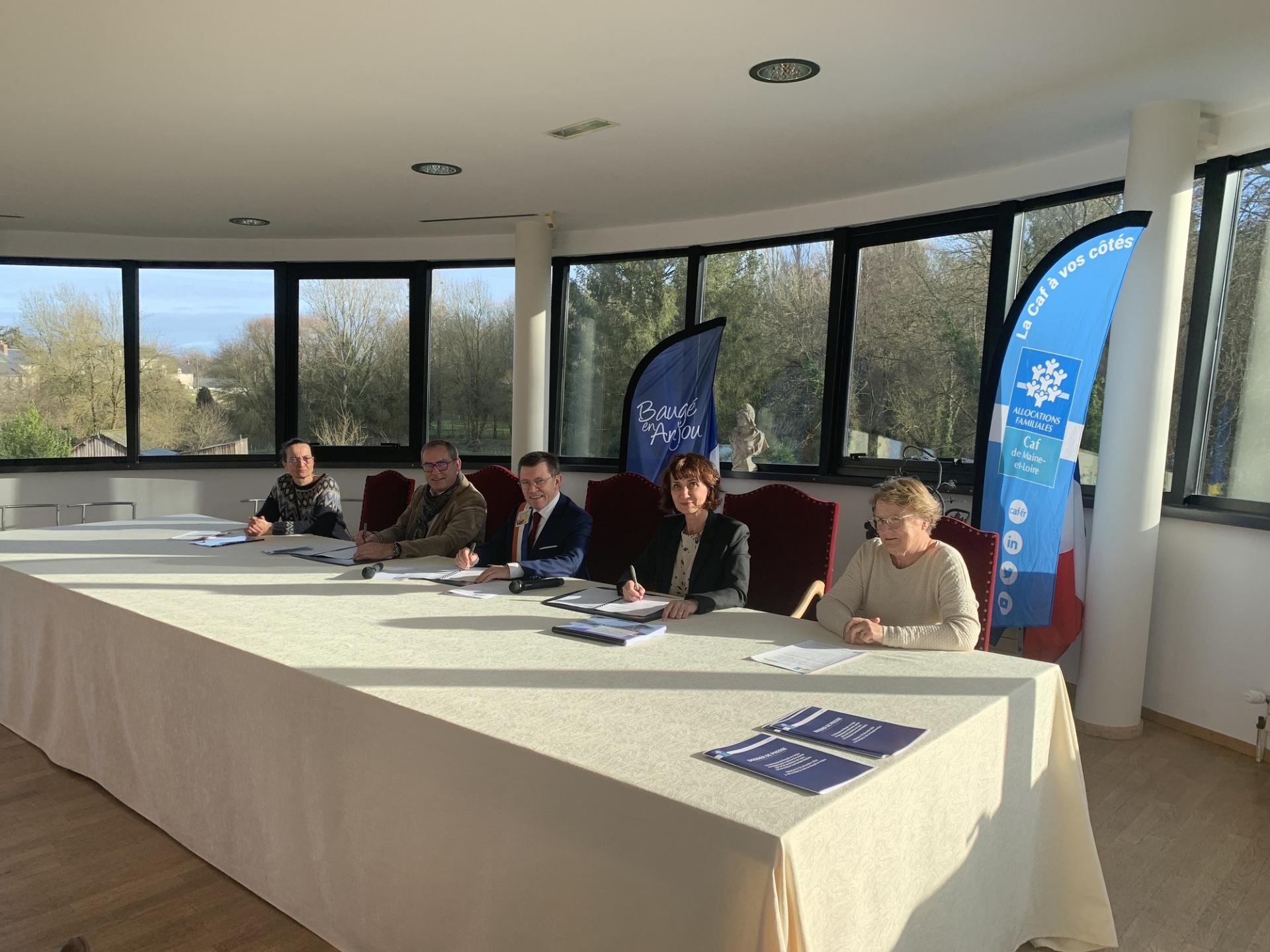 Baugé-en-Anjou. Signature de la Convention Territoriale Globale 2024 -2028 avec la CAF